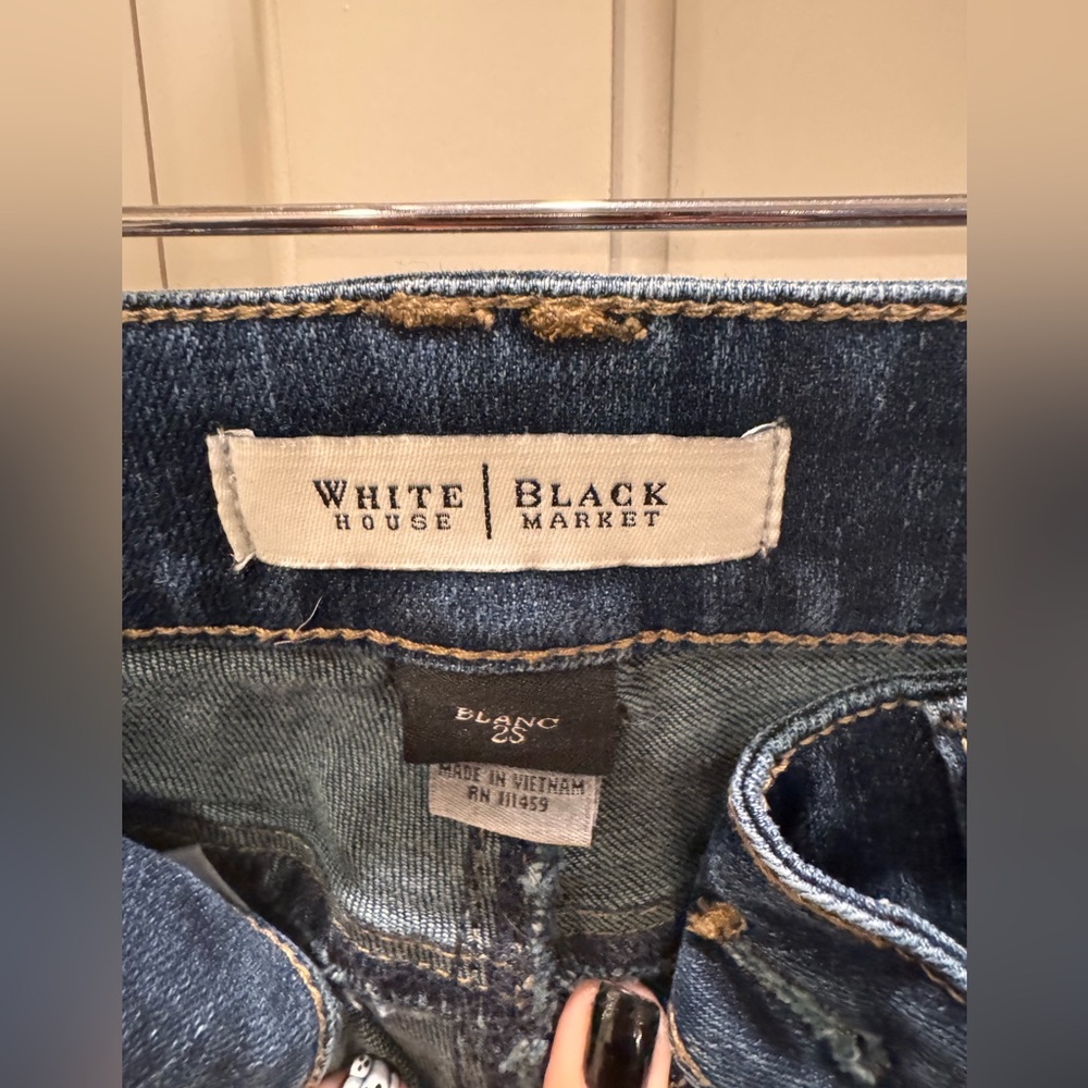 White House Black Market Dark Blue Skinny Jeans - Picture 2 of 3
